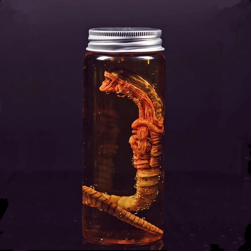 Xenomorph Facehugger Embryo Jar Prop