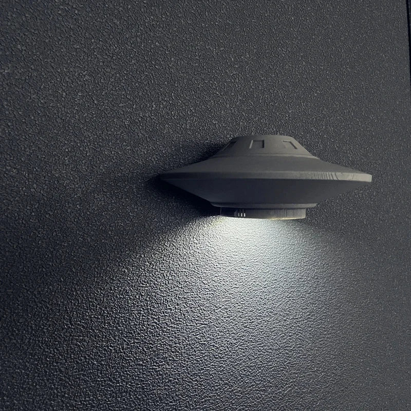 ALIEN UFO WALL SPACESHIP