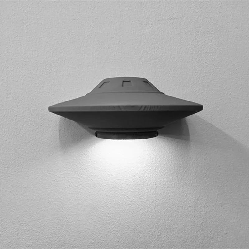 ALIEN UFO WALL SPACESHIP
