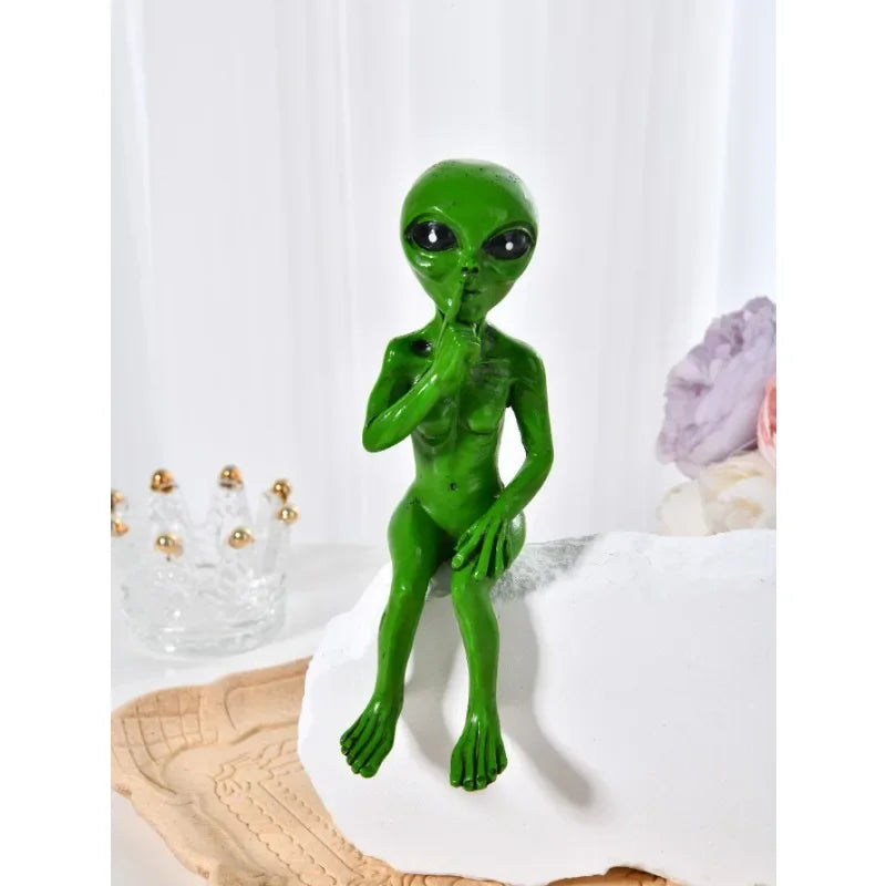 Resin Statue Resin Alien Ufo Outdoor Dwarf Garden Statue Decoration Dwarf Decoration