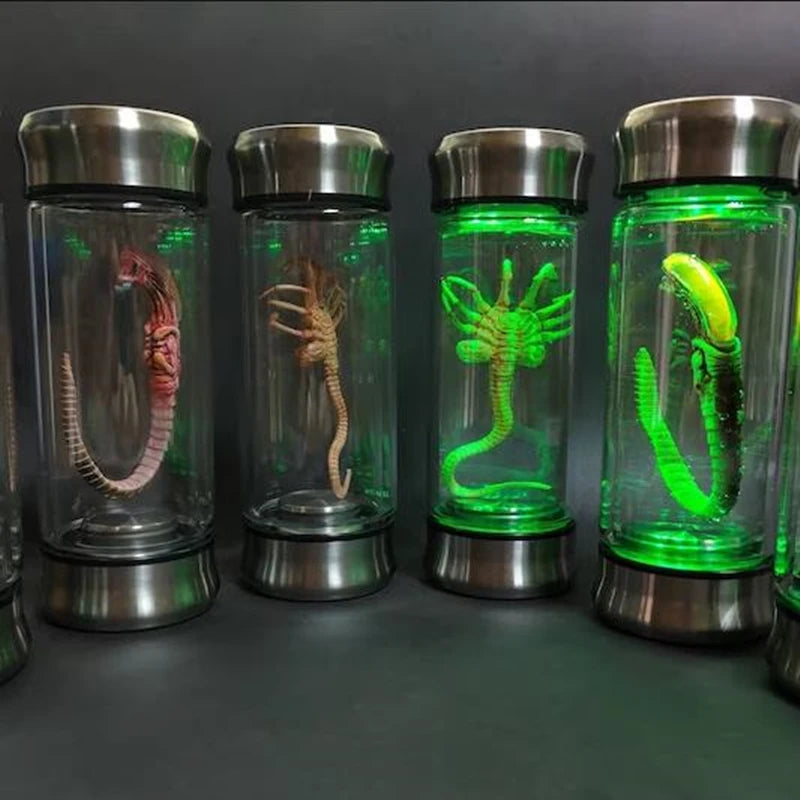 Xenomorph Facehugger Embryo Glass Jar Prop