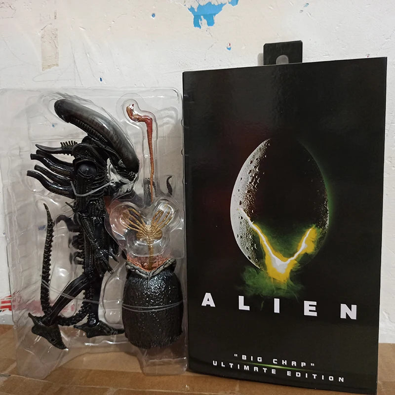 NECA Alien Big Chap Alien Figure Big Chap Alien Predator 40th Anniversary Egg Facehugger Figurine