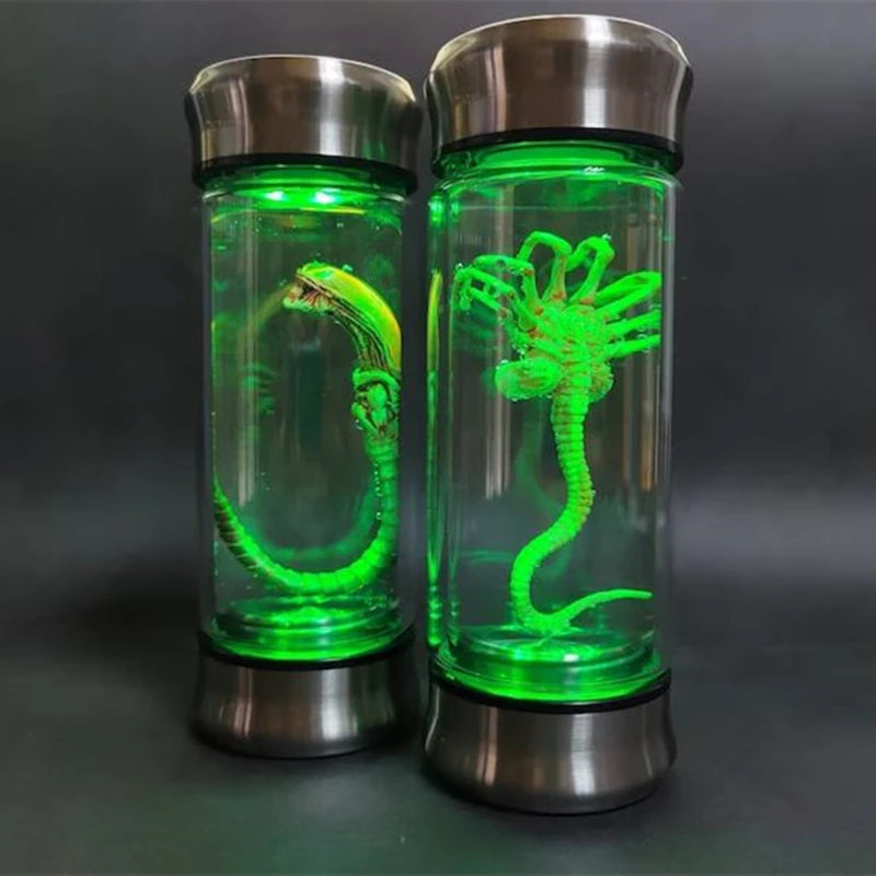 Xenomorph Facehugger Embryo Glass Jar Prop